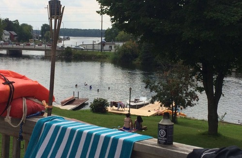 Coboconk Cottage | Cottage Kawartha Lakes on Balsam lake 4 Bed Rooms