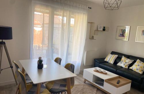 Saint-Amand-les-Eaux House | Cottage l'Echappée Belle