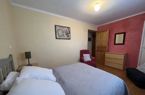 Besse-en-Chandesse House | Cottage 'La Datcha' with Mountain View, Private Garden and Wi-Fi