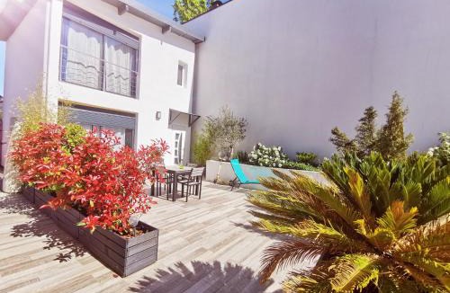 Chalifert House | Cottage La Fontaine Ô Roses-Disneyland Paris- Shuttle to train station, Disneyland and Malls