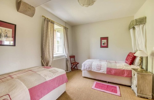 Poil House | Cottage La Grenouillère