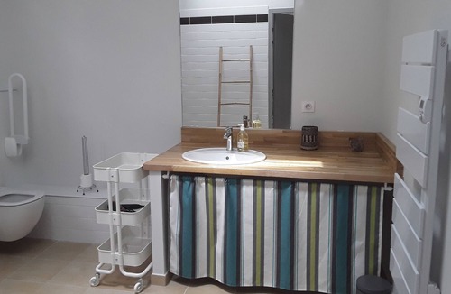 Saint-Denis House | Cottage "La Salamandre" 4 people in Saint-Denis.