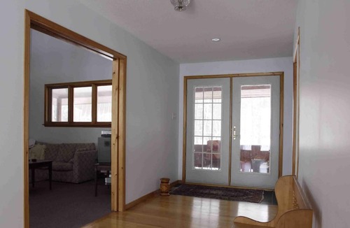 Northfield Cabin | Cottage Lac Heney 1.5 hours from Ottawa