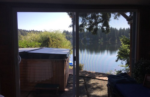 Woodinville Bed & Breakfast | Cottage Lake Bed and Breakfast