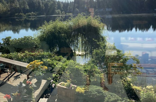 Woodinville Bed & Breakfast | Cottage Lake Bed and Breakfast