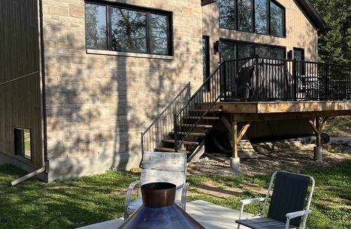 Val-des-Monts Cottage | Cottage/Lake House - New - Beautiful views - Clean and comfortable