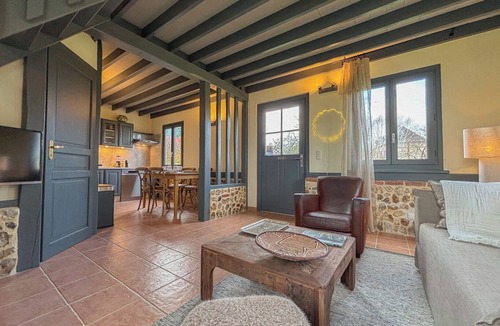 Manneville-la-Raoult Cottage | Cottage Les Châtaigniers - 10km from Honfleur - 4 People