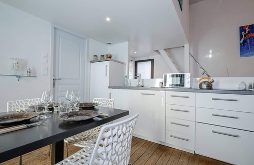 Cholet House | Cottage Le Rêve D'esther, Atypical And Elegant!