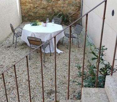 Cholet House | Cottage Le Rêve d'Esther, atypical and elegant!