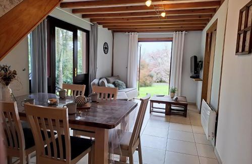 Malestroit House | Cottage Les Séquoias de l'Oust