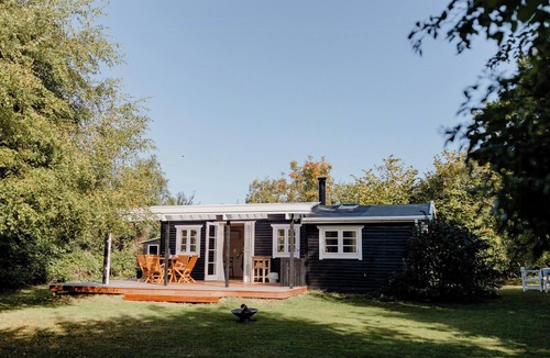 Dronningmolle House | Cottage life in intimate wooden cabin