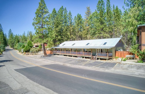 Bass Lake House | Cottage Like Suite With Private Hot Tub