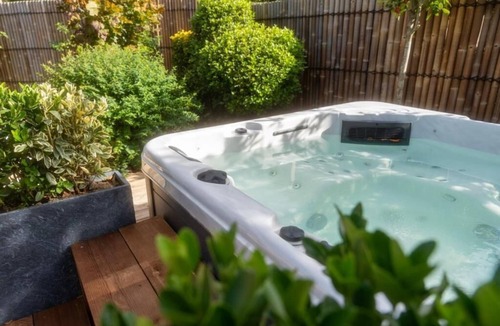 Prouilly Ski Chalet | Cottage Lodge & spa