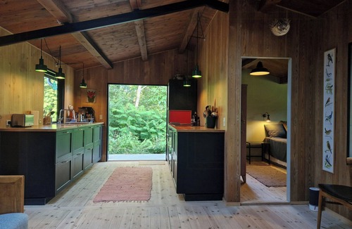 Melby House | Cottage near Hald Beach with large garden