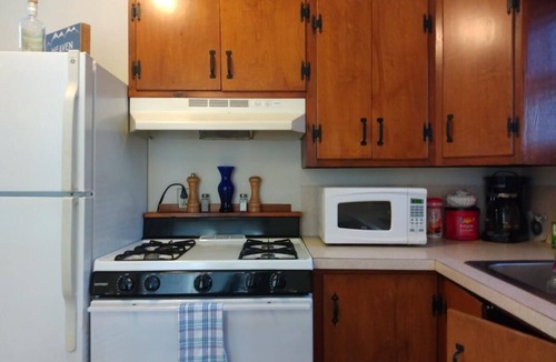 Lake George Cottage | Cottage - near Lake George & Saratoga & Adirondacks