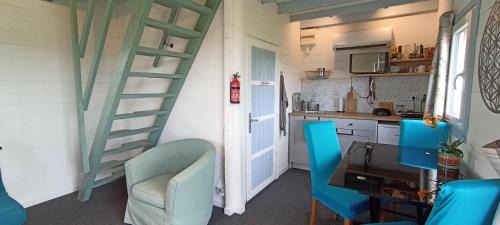 Savigny-le-Vieux Ski Chalet | Cottage of the Apple Meadow