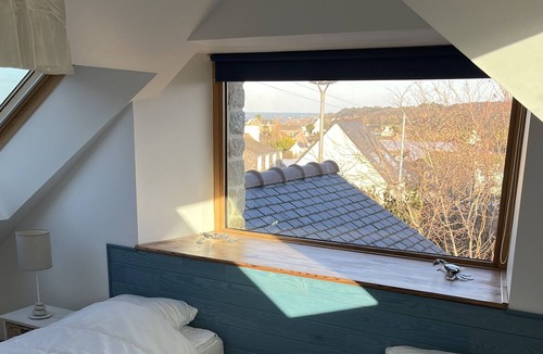 Loguivy House | Cottage of the Issue