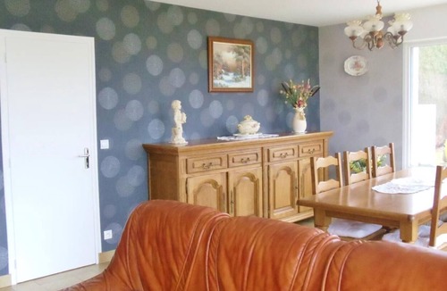 Mouzon House | COTTAGE OF THE PORTE DE BOURGOGNE