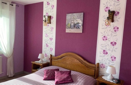 Mouzon House | COTTAGE OF THE PORTE DE BOURGOGNE