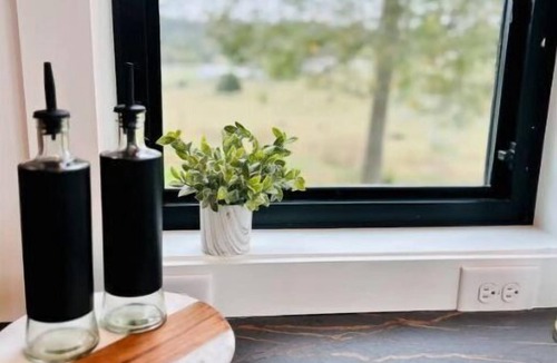 Kedron House | Cottage offering Luxury & Privacy on 80 acres with stocked pond.