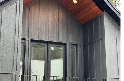 Kedron House | Cottage offering Luxury & Privacy on 80 acres with stocked pond.