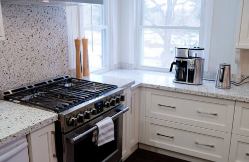 Meaford Cottage | Cottage on 5 Private Acres, Heated Pool & Hot Tub