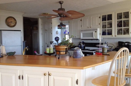 Gloucester Point Cottage | Cottage on a Private Island in the York River