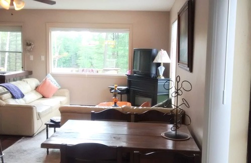 Lac-McGregor Cottage | Cottage on a Private Lake, 30 min from Downtown Ottawa