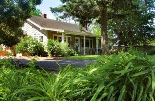 Lodi Cottage | Cottage on Armstrong