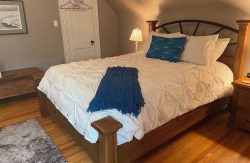 Stratford Bed & Breakfast | Cottage on Caledonia Bed & Breakfast
