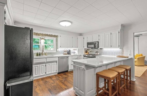 Rogers House | Cottage on Chestnut S