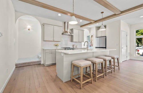 Cedar Falls Cottage | Cottage on Clay - Downtown CF New Construction!