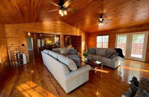 New Concord House | Cottage on Cypress Bay near Paris Landing State Park