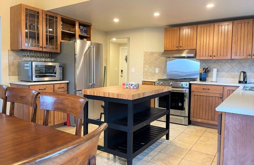Newcastle House | Cottage on Lake Ontario