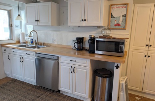 Waterport Cottage | Cottage on Lake Ontario with extra charm and character!
