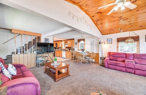 Bradford Cottage | Cottage on Lamoka Lake w/Deck, Grill & 3 Kayaks