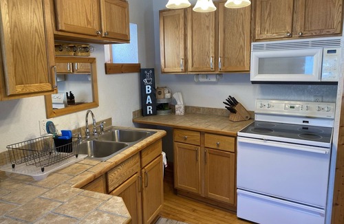 Dodgeville Cottage | Cottage on Main