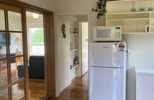 Toora Cottage | Cottage on orchard acreage with ocean views