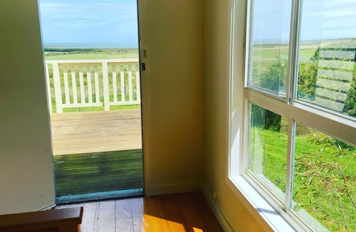 Toora Cottage | Cottage on orchard acreage with ocean views