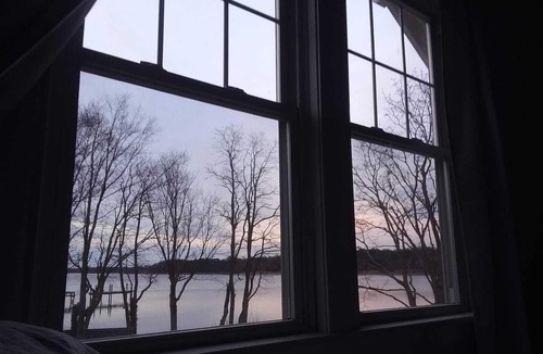 Somerset House | Cottage on River near Providence/Cape Cod/Newport