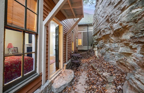 Eureka Springs Historic District House | Cottage on Spring B! The BEST location in town! Entire bottom floor is yours!
