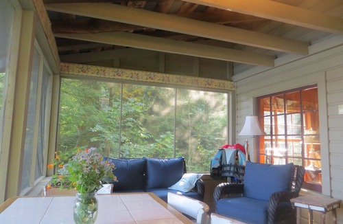 Burlington Flats Cottage | Cottage on Summit Lake