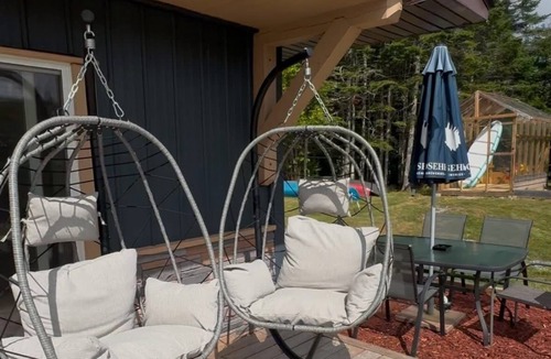 Clifton Royal Cottage | Cottage on Terreo Lake