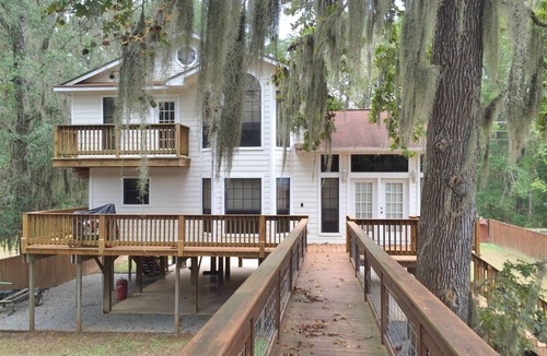 Jefferson House | Cottage on the Big Cypress Bayou