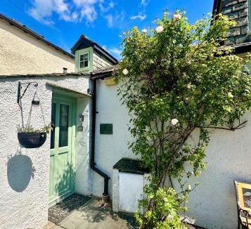 Braithwaite House | Cottage On The Brook
