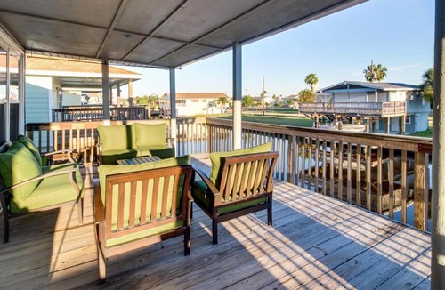 Jamaica Beach House | Cottage on the Canal