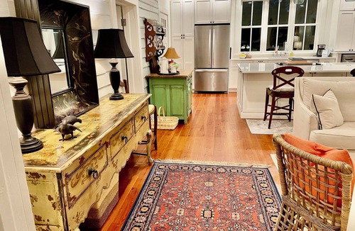 Milton Cottage | "Cottage on the Hill" nMilton, NC n2.1 miles to VIR