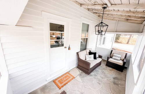Rocky Mount Cottage | Cottage on the Hill