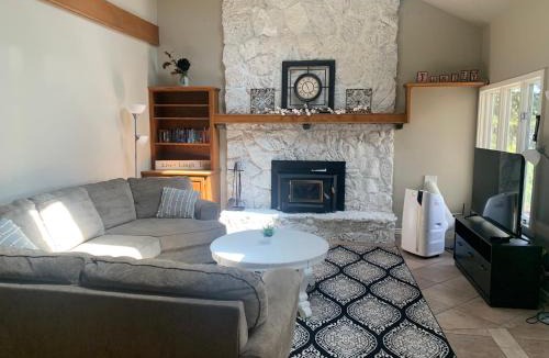 Springfield House | Cottage on the Lake