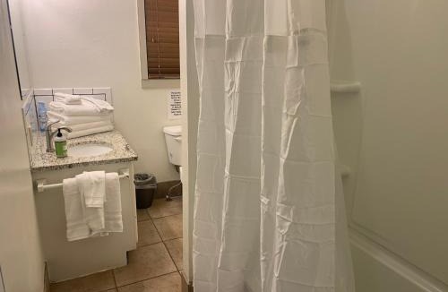 Springfield House | Cottage on the Lake